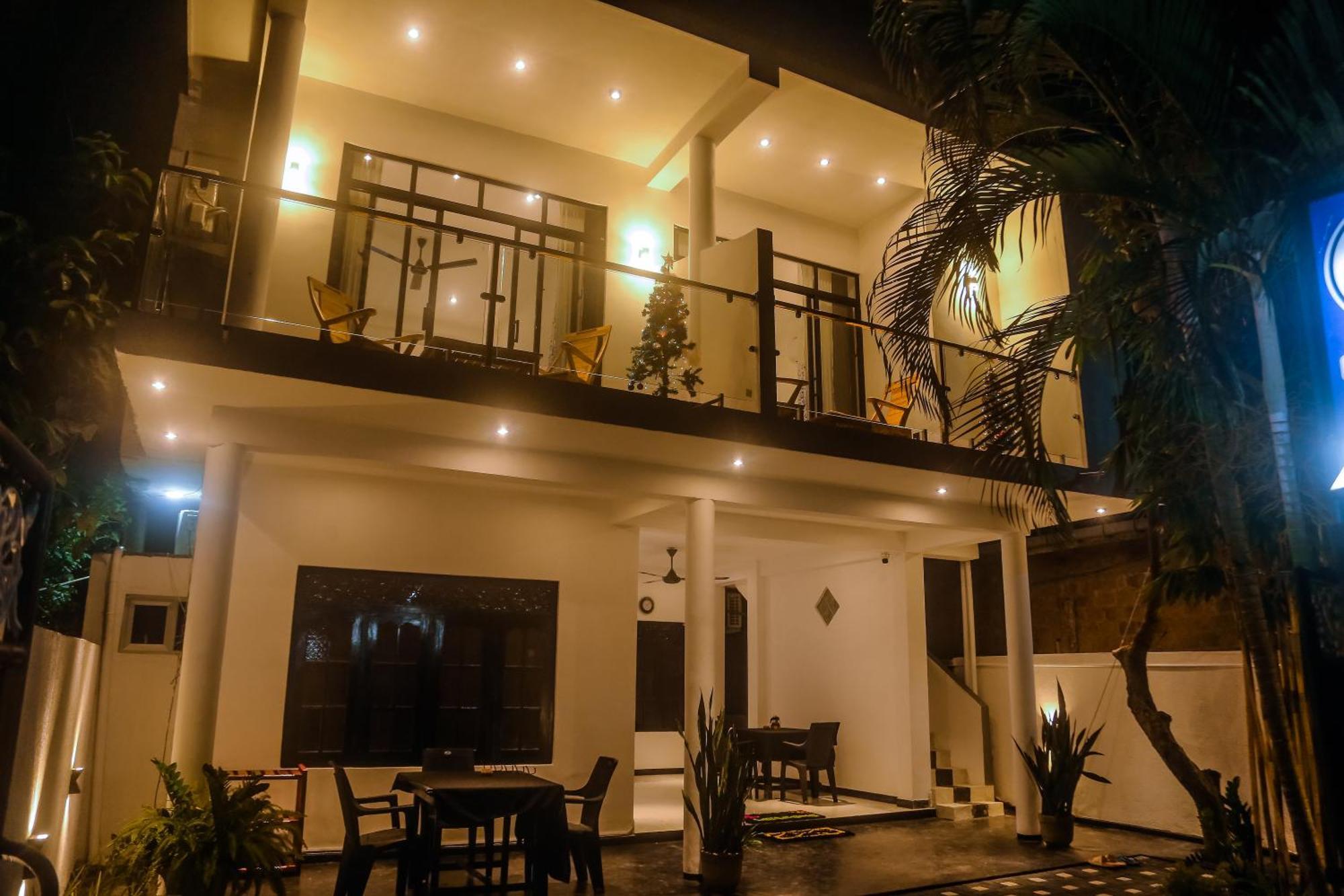 Mirissa Breeze Hotel Exterior photo